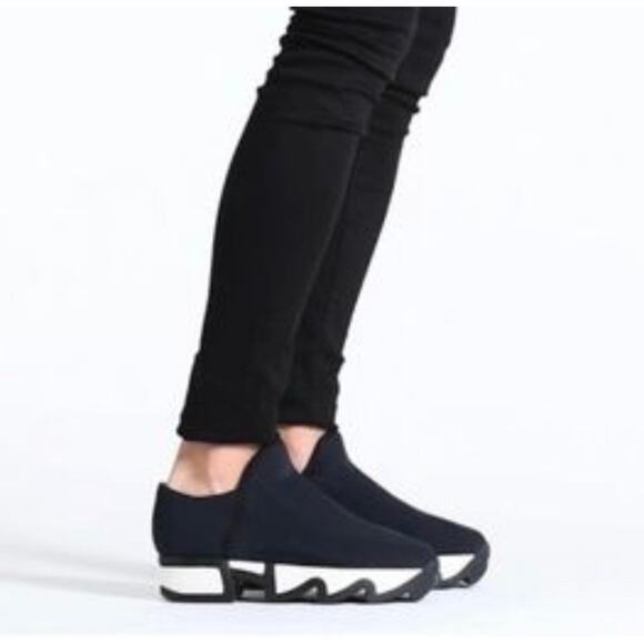 iRi NYC Shoes - iRi Wes Neoprene Sneakers- Black and White with Black Outline- Size 38 1/2